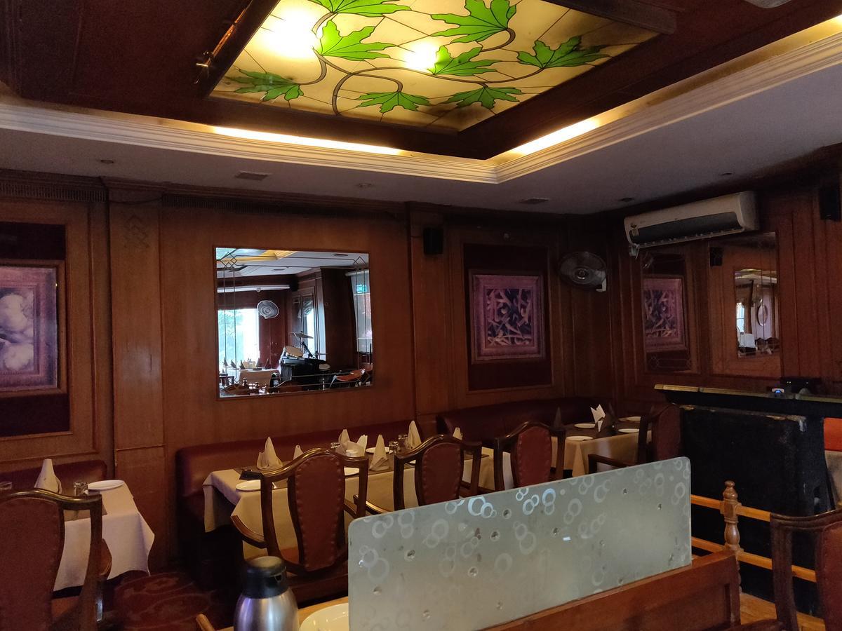 Hotel Premier Jammu Extérieur photo