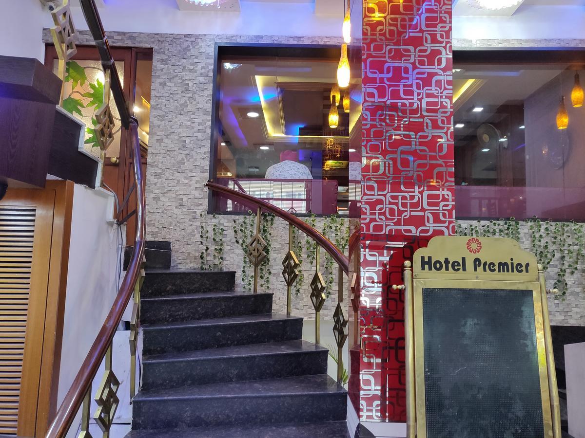 Hotel Premier Jammu Extérieur photo