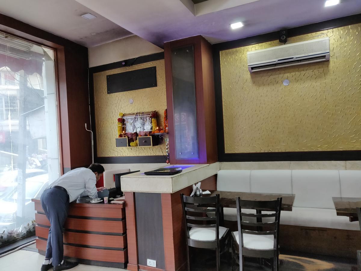 Hotel Premier Jammu Extérieur photo