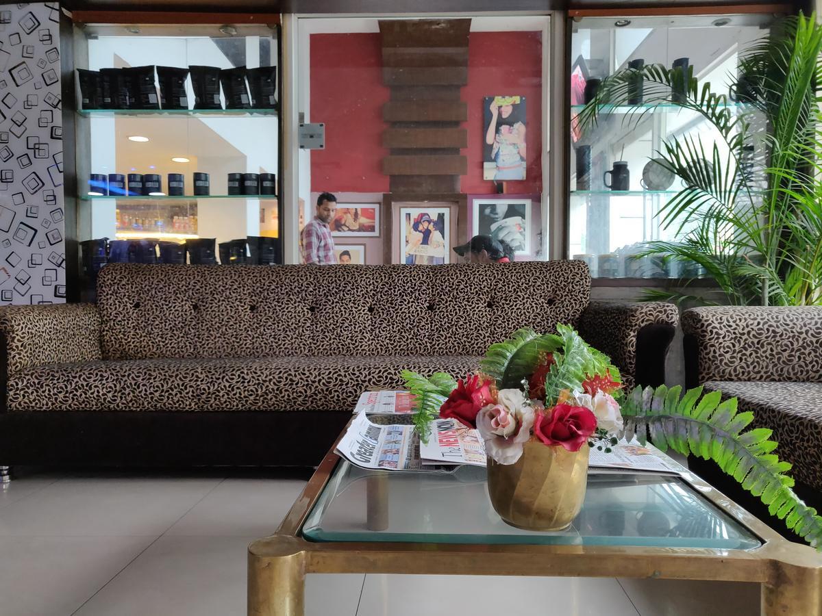 Hotel Premier Jammu Extérieur photo