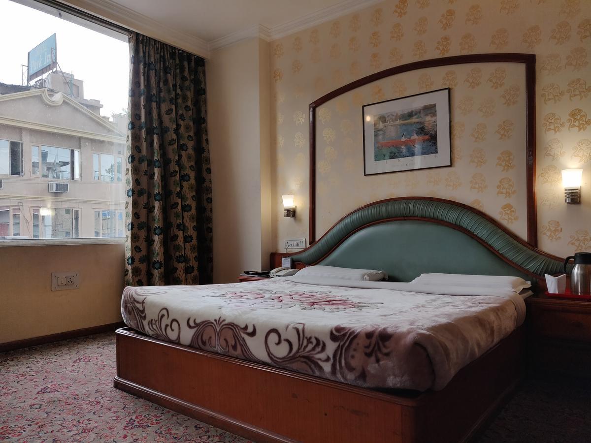 Hotel Premier Jammu Extérieur photo